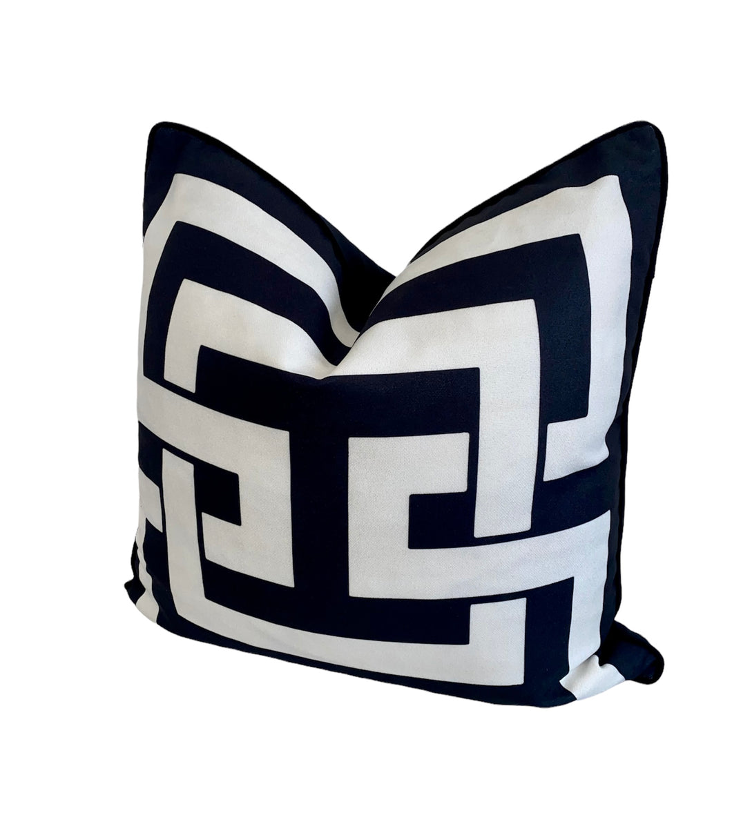 Géométrique noir et blanc labyrinthe Monochrome velours Chevron zigzag housse de coussin oreiller uni sans cristaux